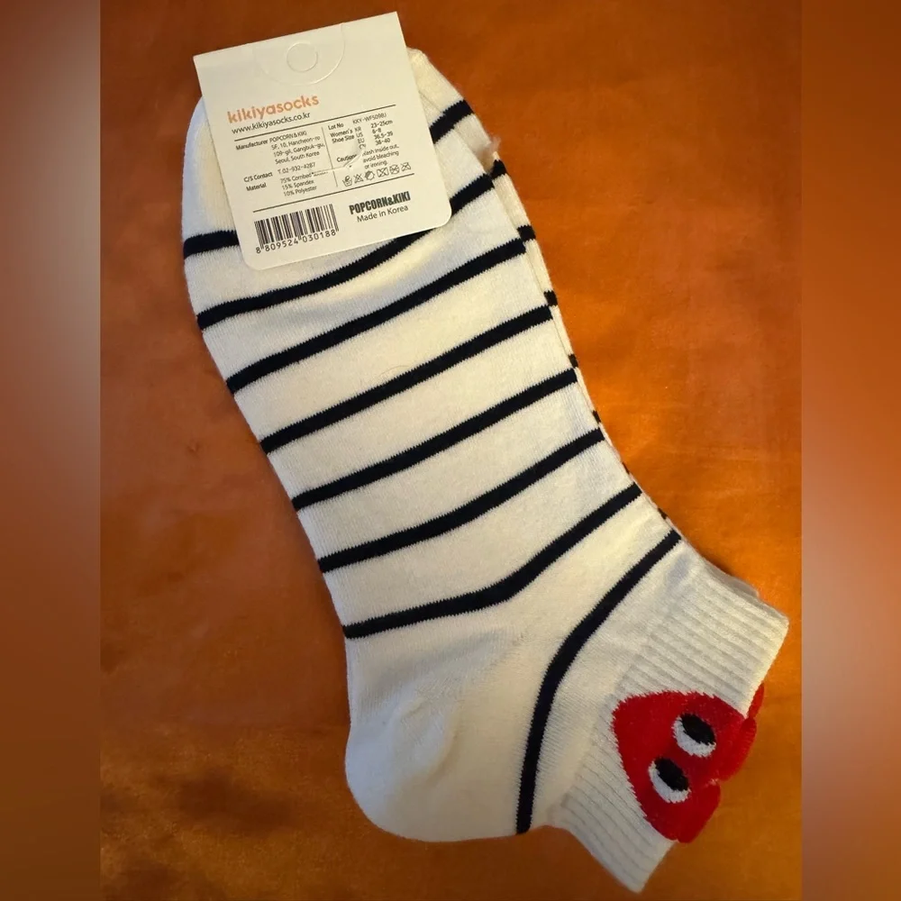 👀❤️You Kikiya White/Black Striped Ankle Socks with Red Heart -Made in Korea -NWT